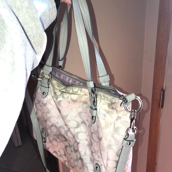 Coach purse - Picture 2 of 2